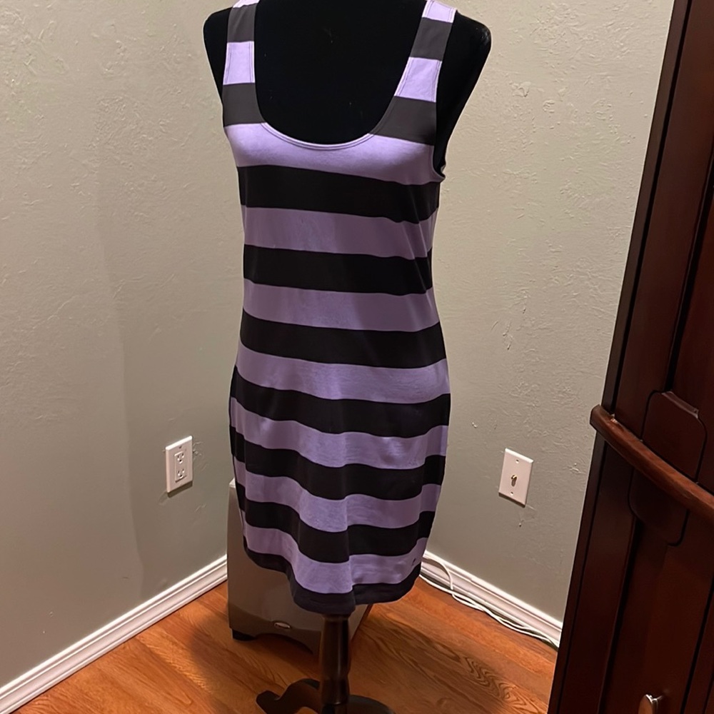 Victorias Secret Heart Pink dress Size Large (Juniors)